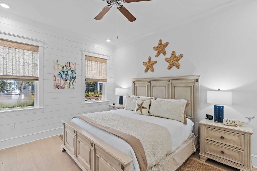 Walk to the Beach, Pool, 5bdr, 3 Porches Beach Sea-ker's Retreat by Avantstay