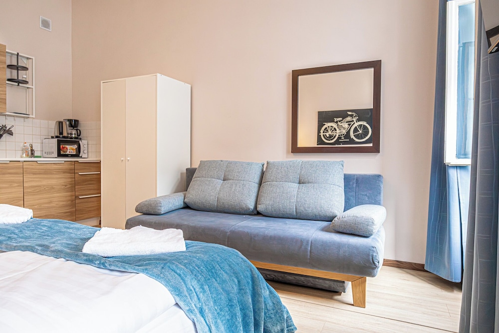 Simple 1BR Studio for a Relaxing Stay