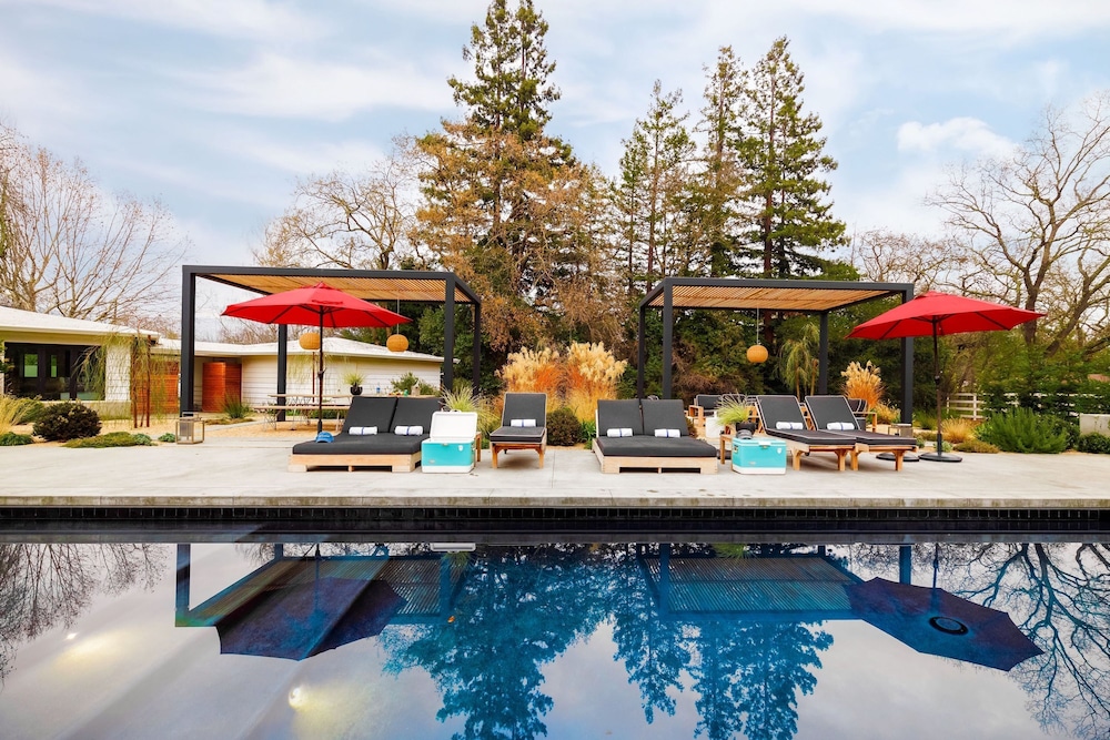 Marquee By Avantstay Modern Stylish Estate w Pool Entertainers Courtyard