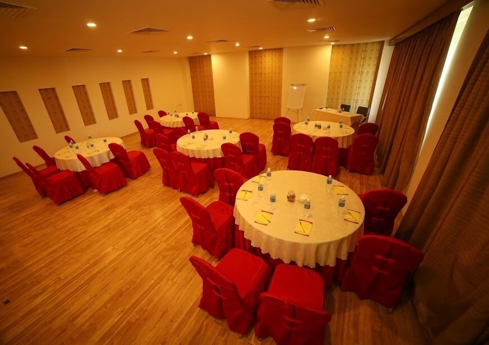 meeting & event spaces