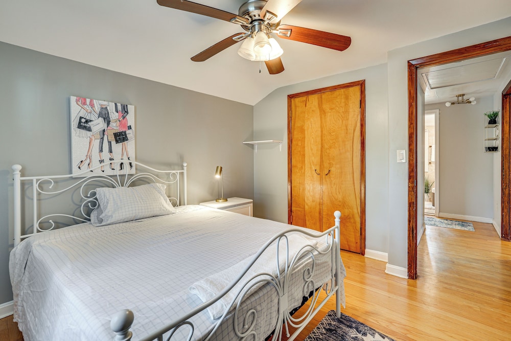 2 Mi to Town: Home w/ Patio & Yard in Waterbury!