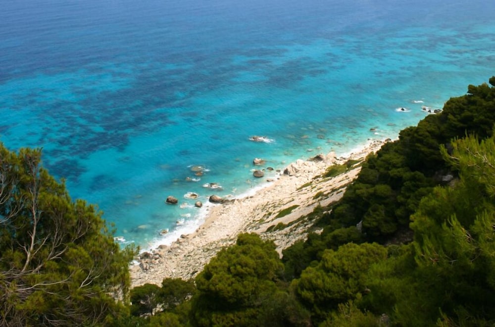 Averto en Lefkada