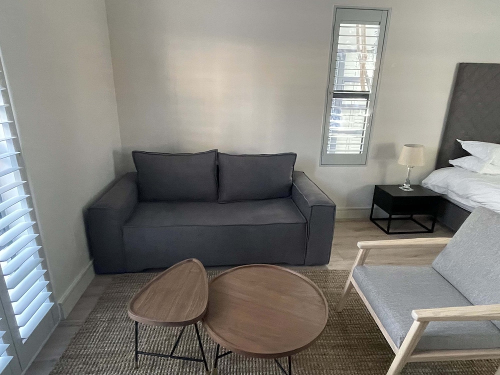 The Wantage Suites