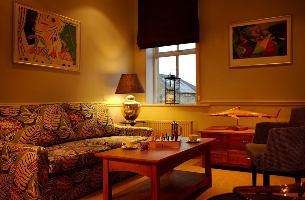The Fell Hotel