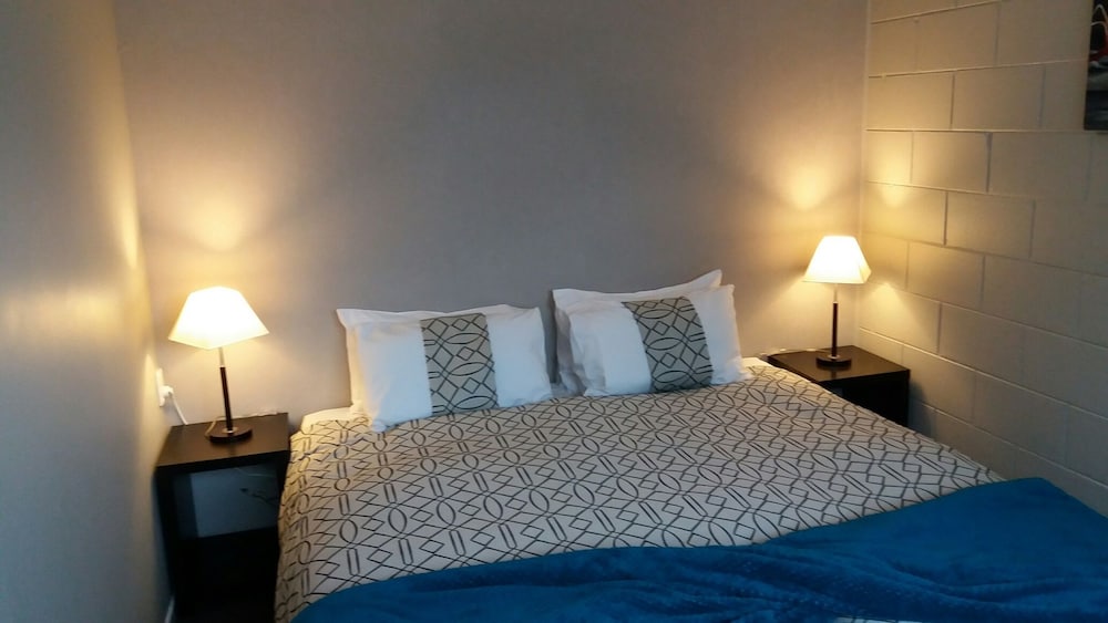 Amble In Motel