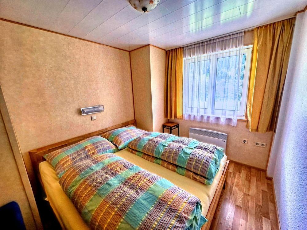 Spacious Apartment in Gortipohl With Garden