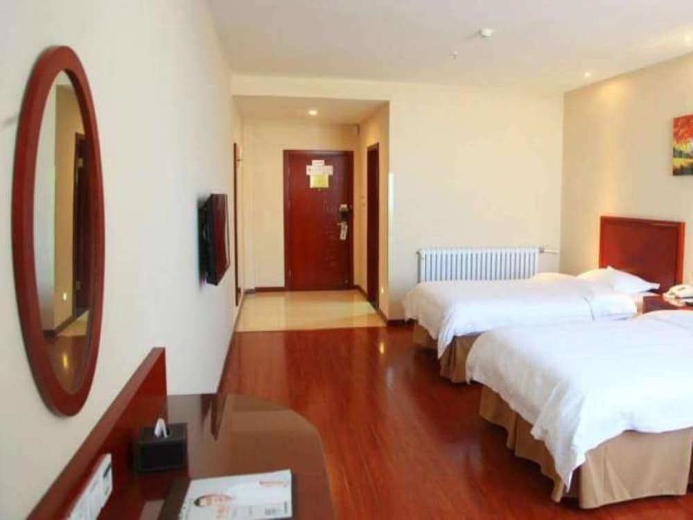 GreenTree Inn WeiHai RongCheng Bus Station BORDER TRADE CITY Express Hotel