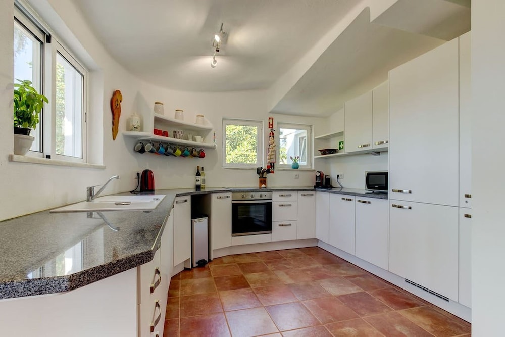 Villa Vale Verde 5 Bedroom Villa 10 min Walk to