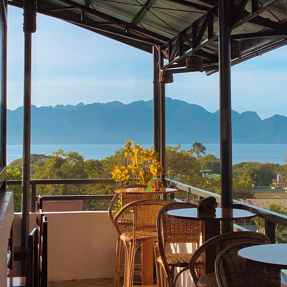 Upgrace Inn Coron