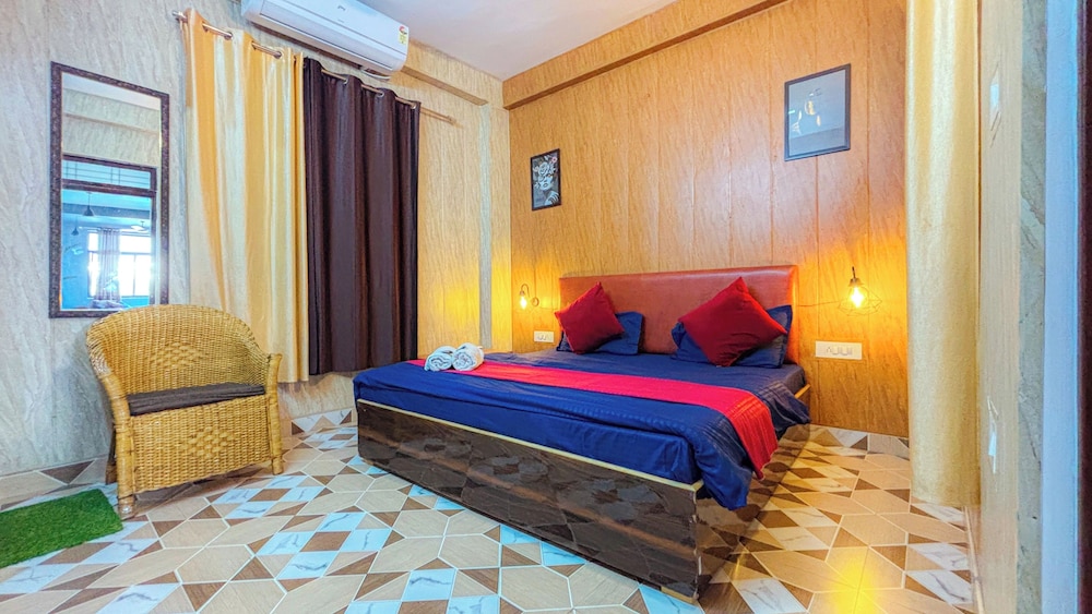 Skyard Hostel & Homestay (Harsil Valley)