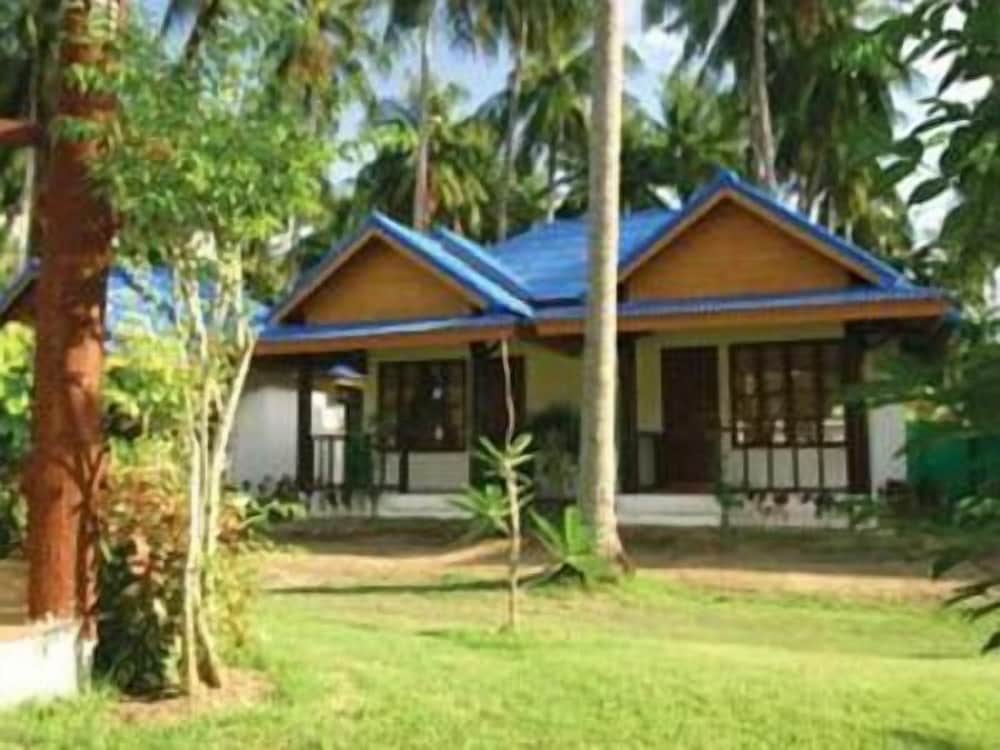 Sea Sand Sun Resort