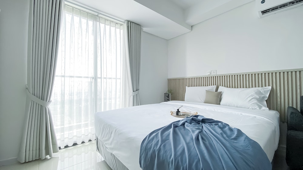 Brand New And Comfortable Studio At Daan Mogot City Apartment