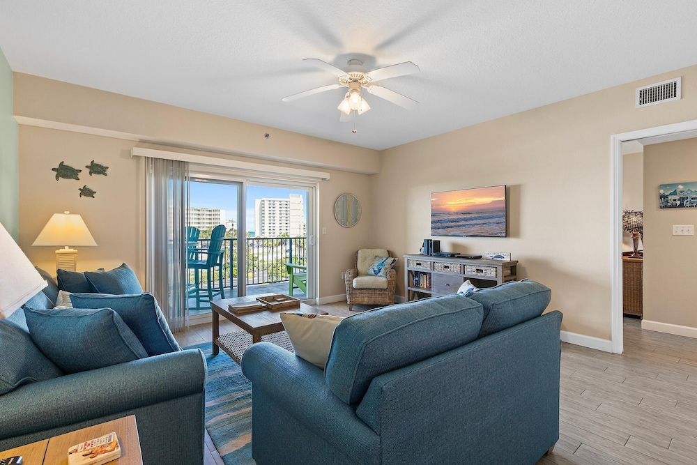 Oceanwalk 3-403