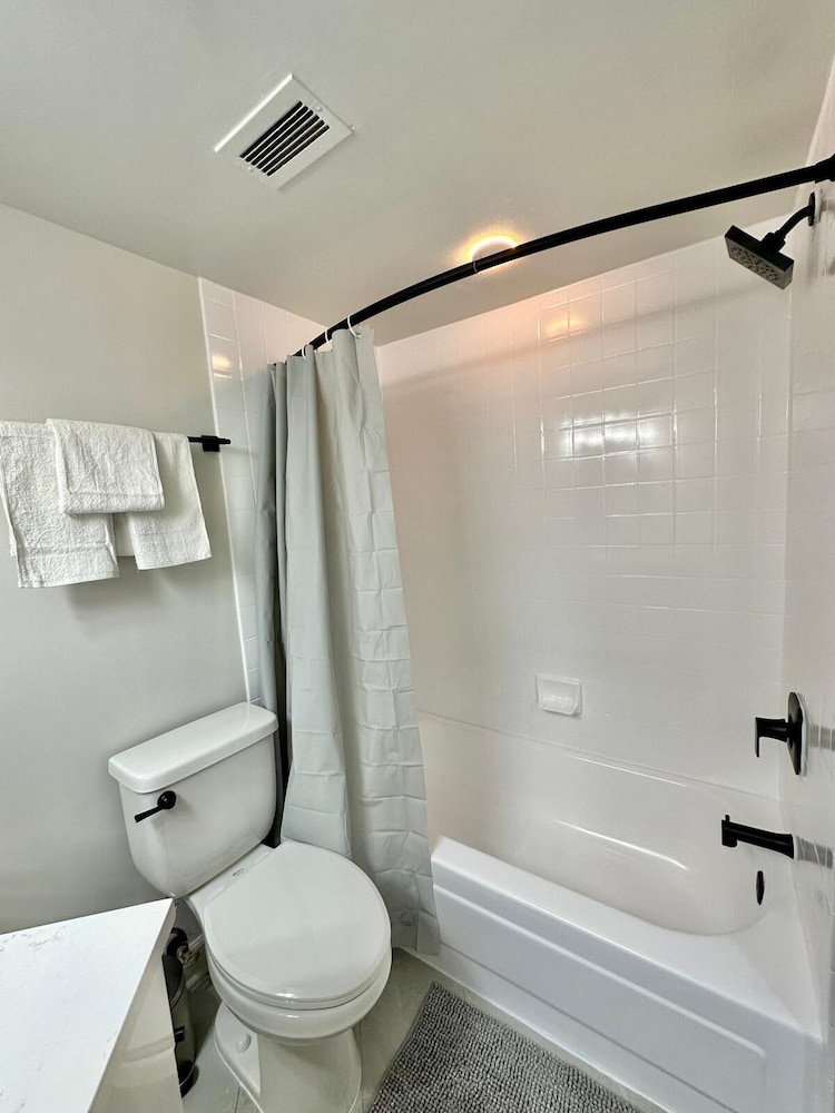 Metro-Friendly DC Apartments