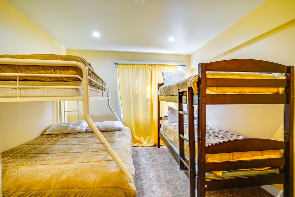 Pet-friendly Park City Condo w/ Private Hot Tub! view 2