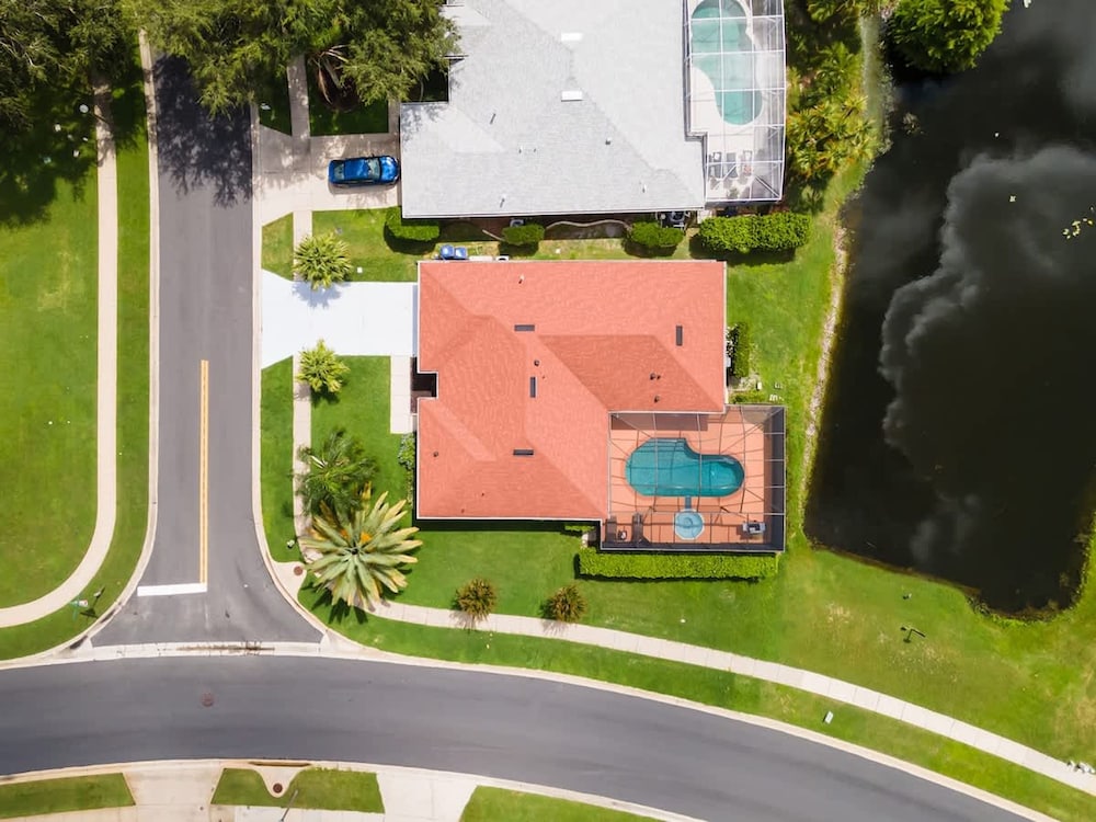 Lake View and Pool 4BR House Disney Area