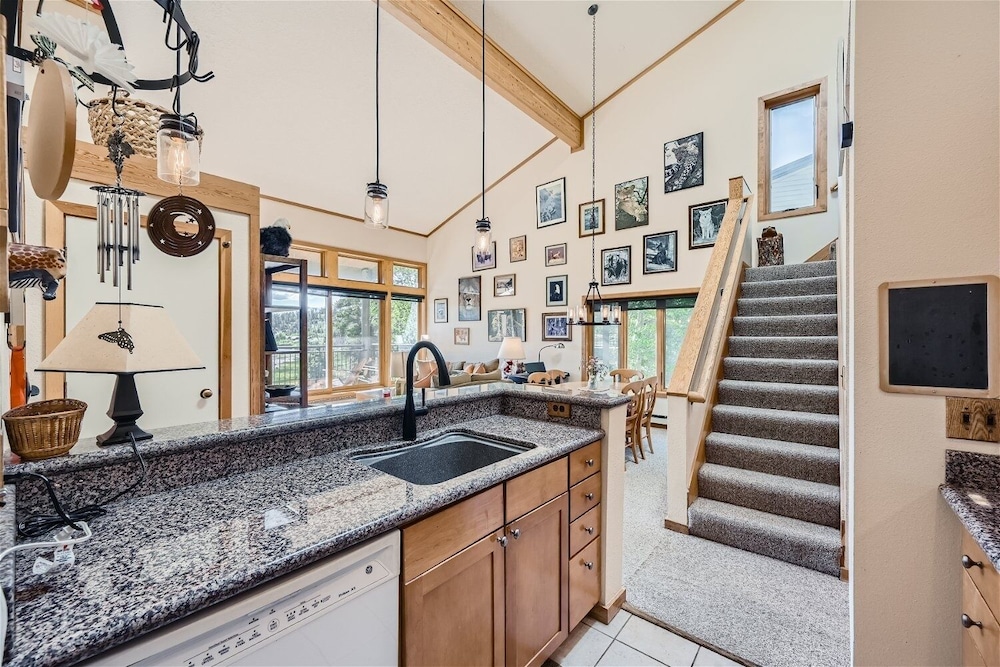 The Pines - Keystone Ski Resort CO Vacation Lodging