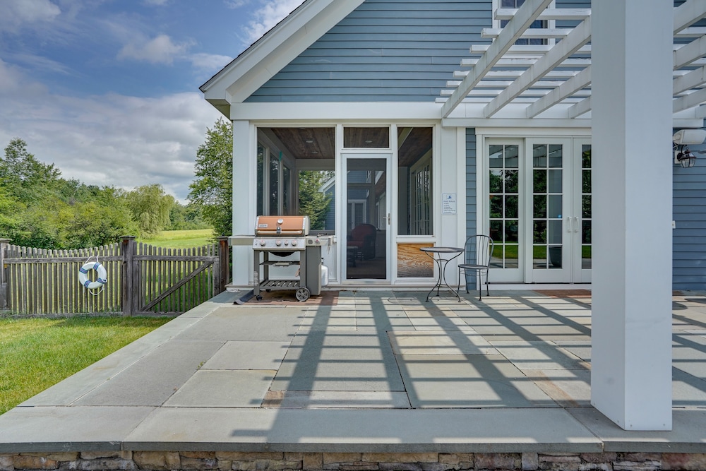 Stockbridge Retreat w/ Pool & Hot Tub!
