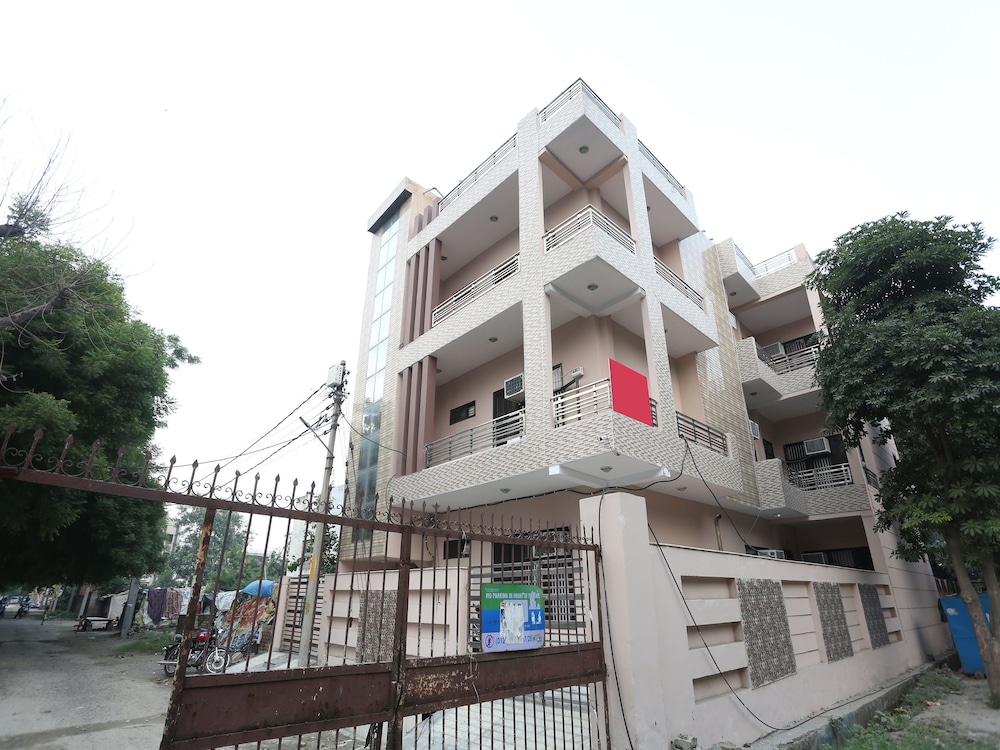 OYO 19966 Angel Pink Residency view 2