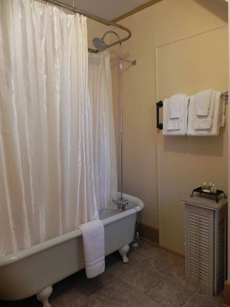 Photo 47