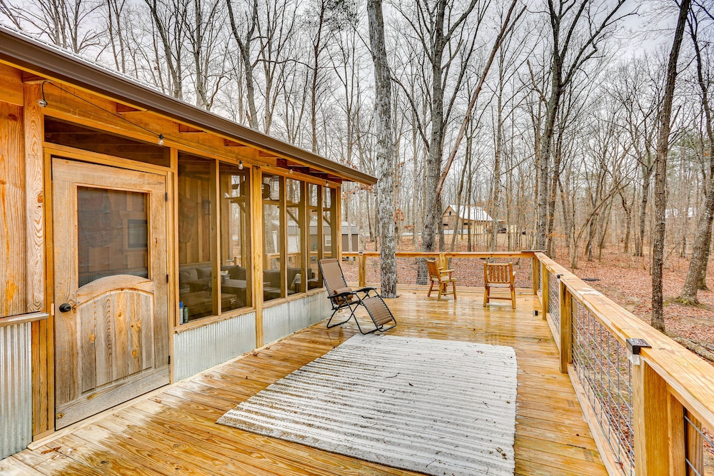 Peaceful Hiker's Hideaway w/ Deck on 1 Acre! view 4