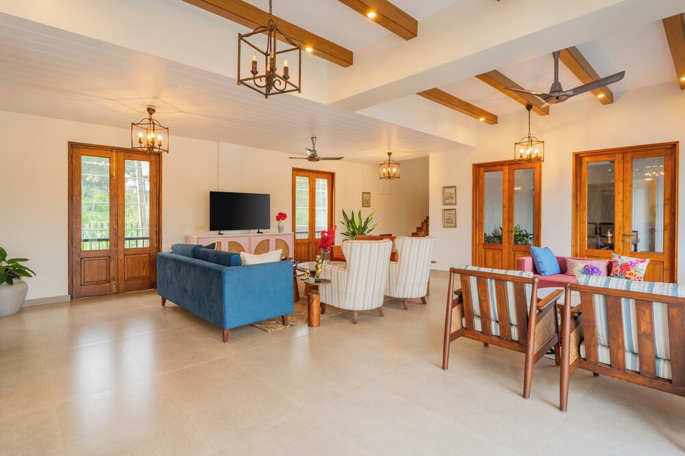 ELIVAAS VILLA FLEUVE