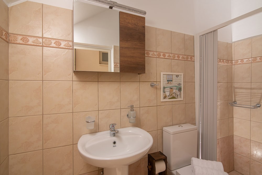 Posto Serene With Jacuzzi