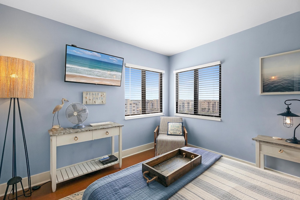 Shorehom by the Sea 75