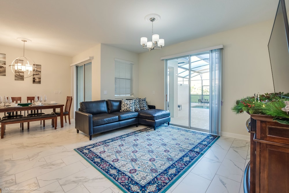 Lovely 4 Bed3 Bachampions Gatepool - Image 4