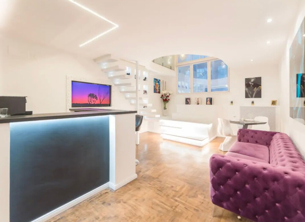 Modern and comfortableapartment-Budapest
