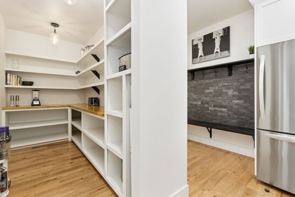 Bridle Ridge Retreat Modern Comfort, Open Views