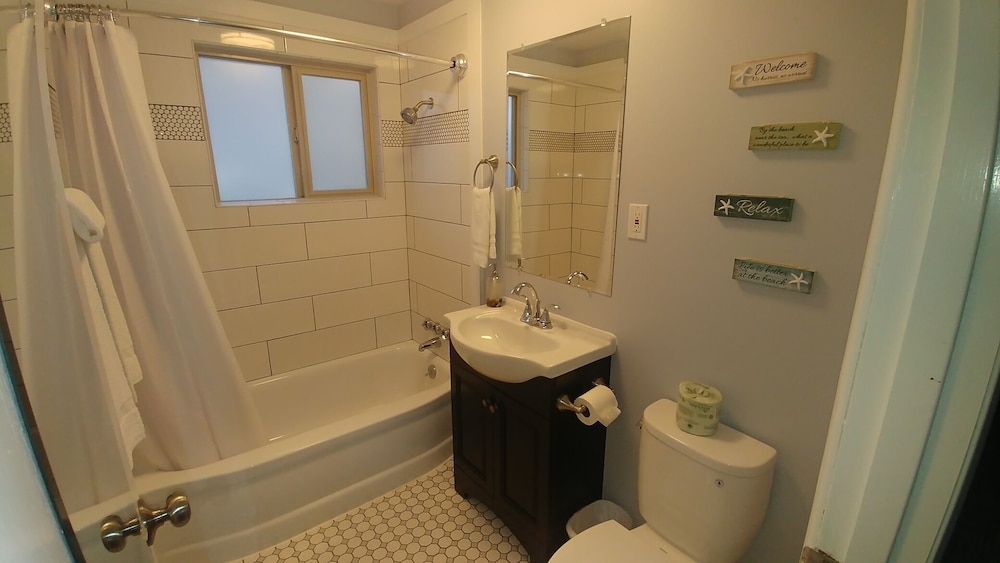 On the Beachfront Vacation Rentals