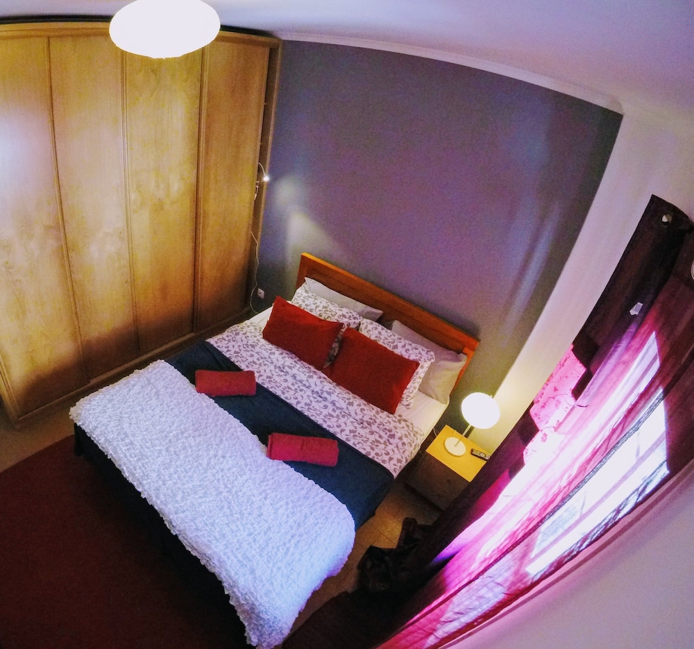Peniche Surf Lodge - Hostel