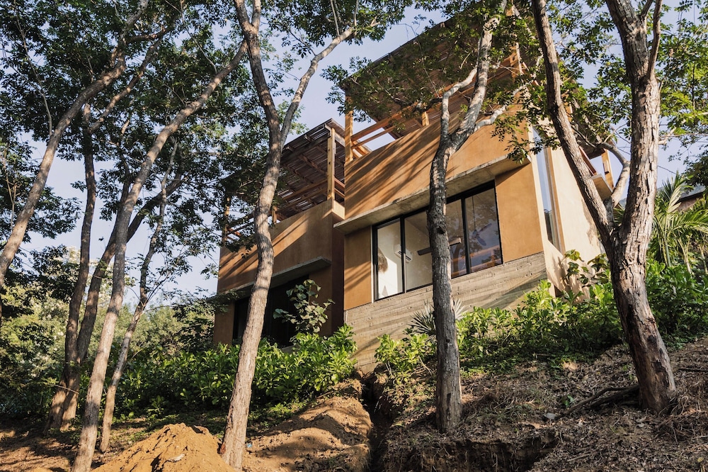Casa Yute by Ahau Collection