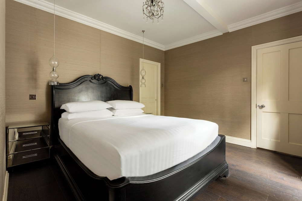 Pembridge Villas III by Onefinestay