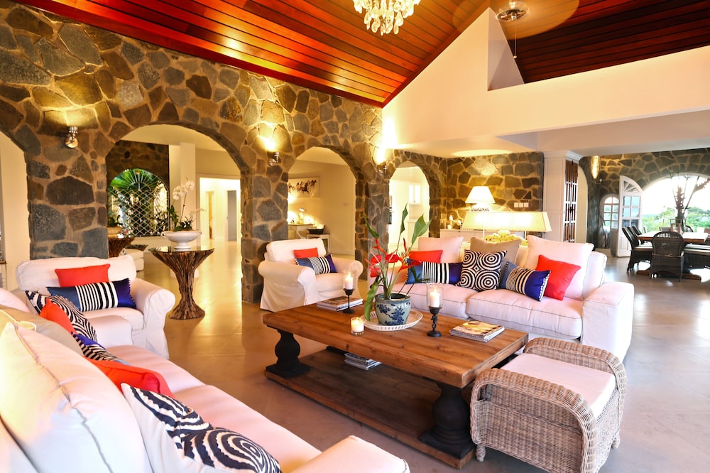 Villa Atlantis