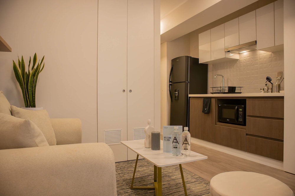 w Spectacular 1BR w Terrace in Miraflores