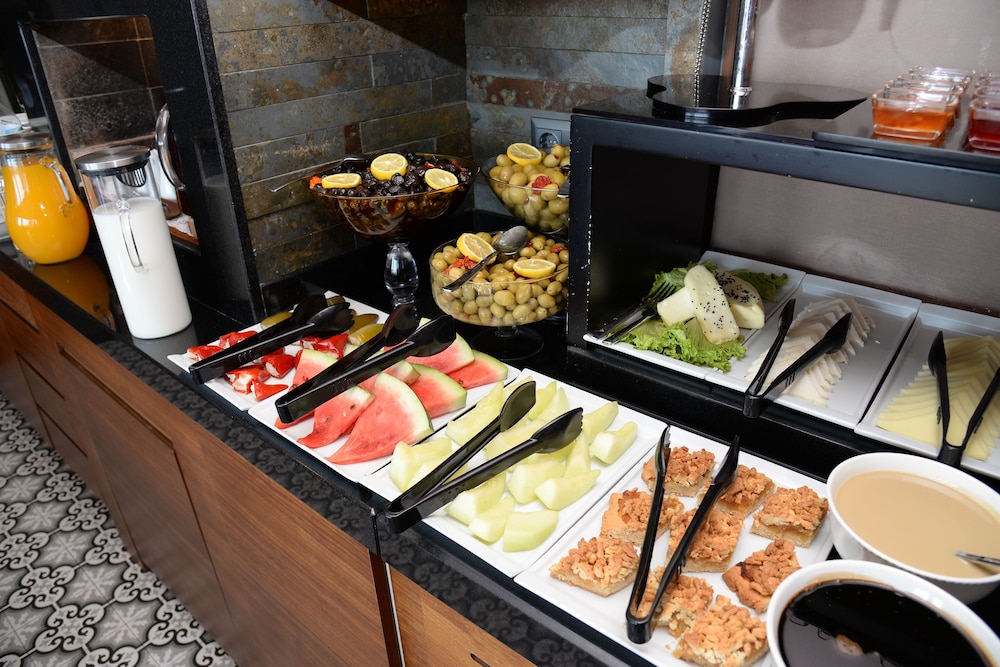 Pera Luna Residence - Özel Sınıf - Image 23