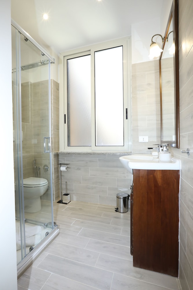 Unique Luxury Apartment and Rooms