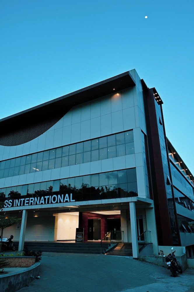 Hotel S S International