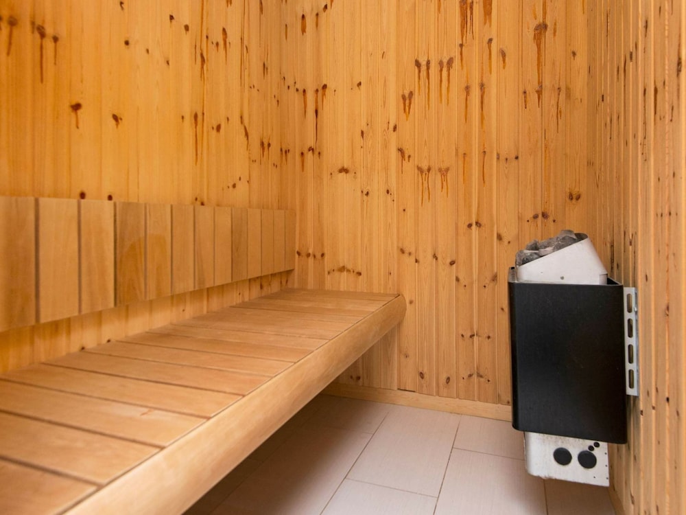 6 Person Holiday Home in Romo-by Traum