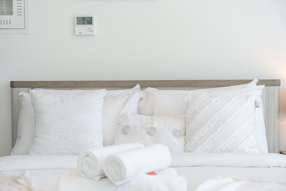 Delightful Studio in Park Views That Sleeps 2