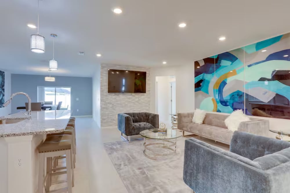 Palm Breeze Lux Stay - Port St. Lucie