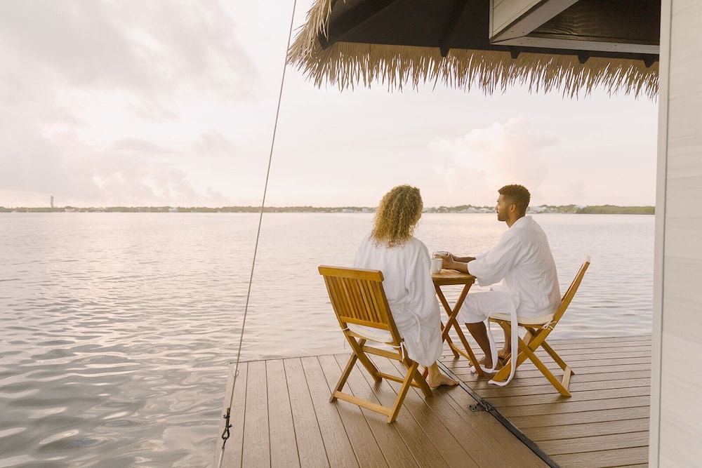Premium Floating Bungalow by Stay Ombi