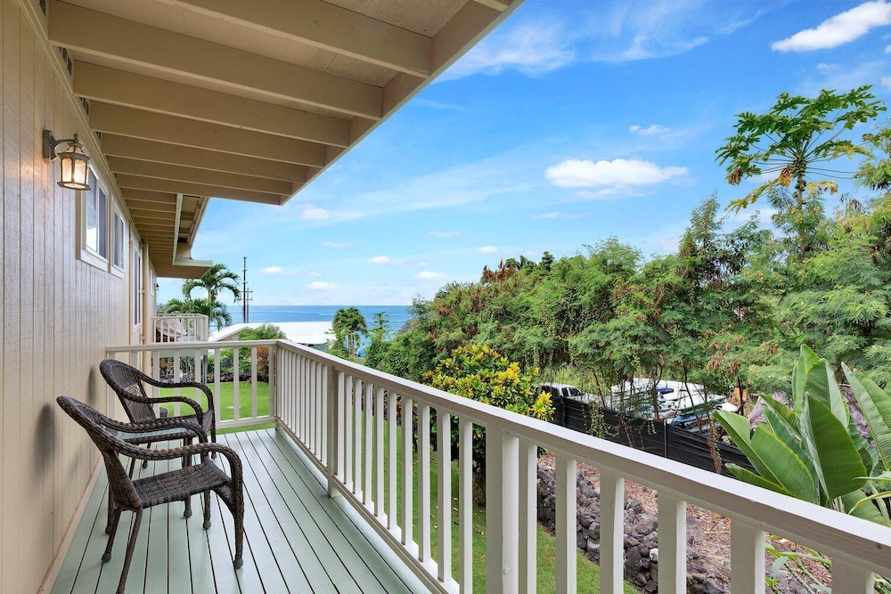 Ocean View - Wifi - Steps to Snorkeling Beach- Vrkcv