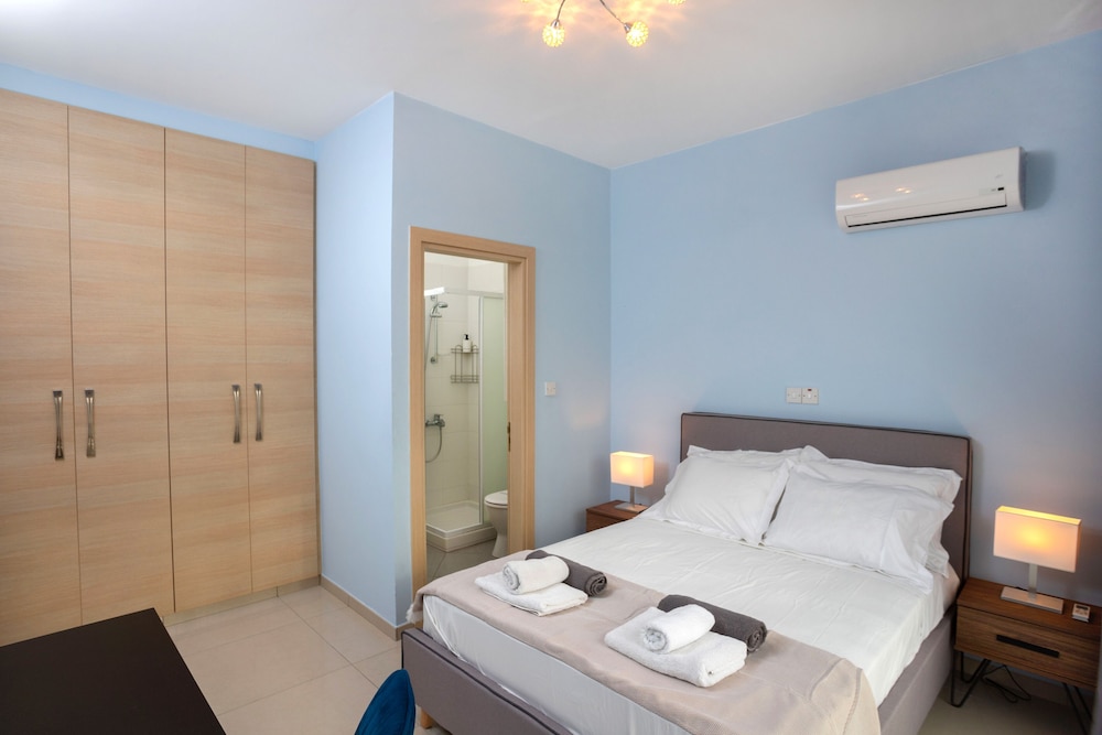 Limassol Vacations - Bay View Gardens Apartments with Pool - Property Image 27