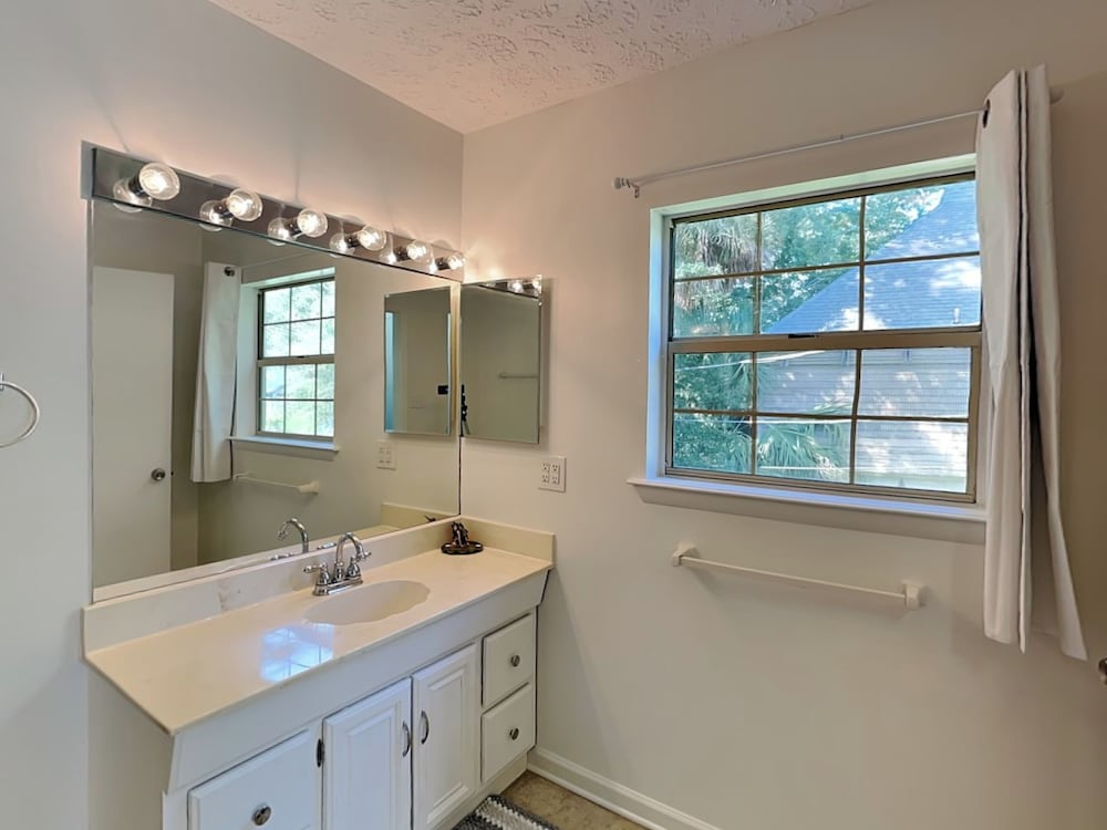Lillypad by Tybee Vacation Rentals