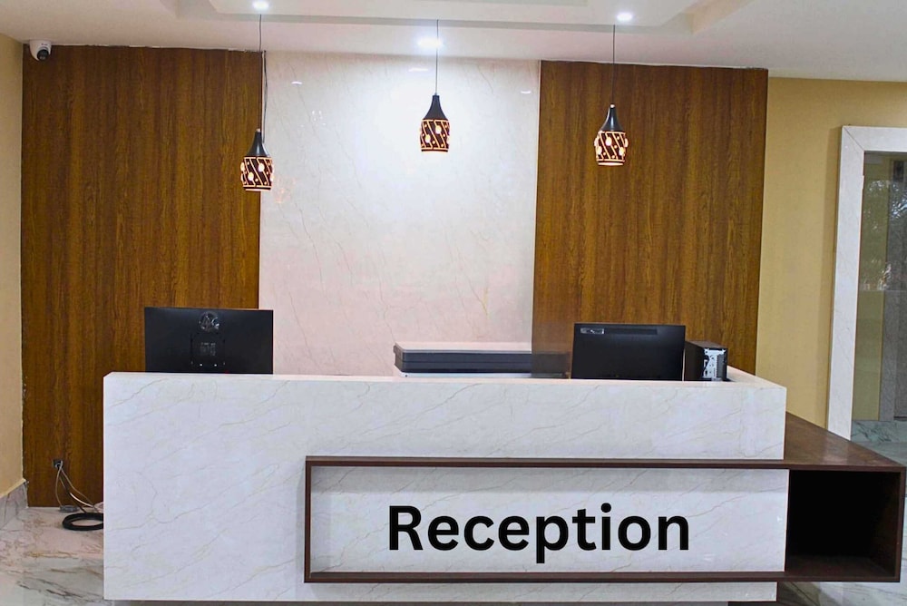 Hotel MJR - Free Pickup and Drop Temple, Sea Beach & Puri Railway Station