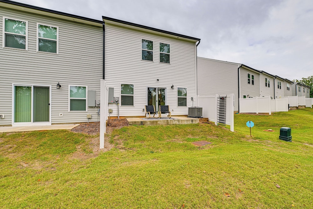 2 Mi to Whitewater Center: Suburban Abode w/ Patio