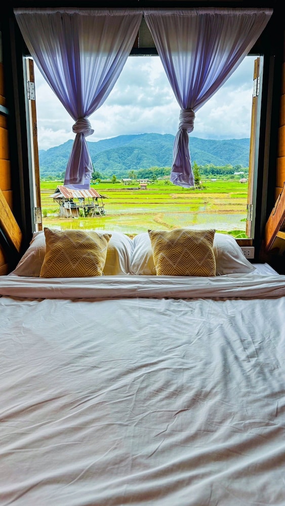 Deetorjai FarmStay Nan